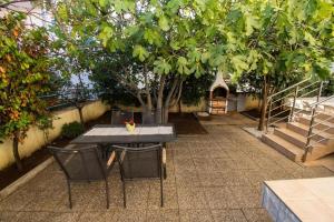 Apartments Ivica 