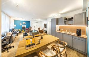 Jimmys Apartments Lory