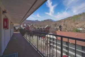 Oak Square - Unit 403