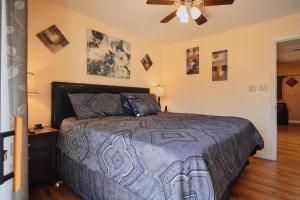 Oak Square - Unit 403