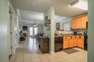 MVC - Unit 1505 - Bearly Available