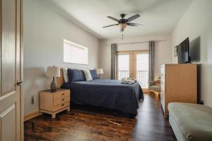 MVC - Unit 1601- Sweet Butterfly