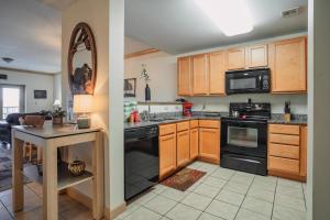 MVC - Unit 1405 - Bears Lair