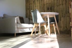 Tentes de luxe Les Crouquets La cabane SPA des Noyers : photos des chambres