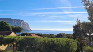 Hôtel Particulier Cassis - HPC Suites Cassis Centre - Parking Securisé & Piscine Chauffée
