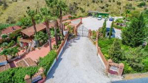 Cubos Mijas Finca Huerta Rica Paraiso