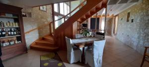 Maisons de vacances Gite L'Etable d'en Naoua : photos des chambres