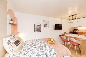 Appartements Charming bright and very quiet studio : photos des chambres