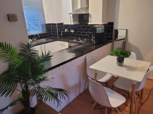 Rent Unique the Otford modern home 1 bed with mezzanine