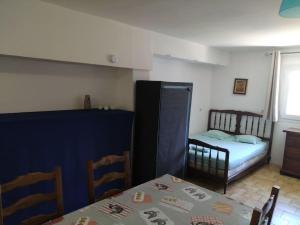 Appartements La chambre de Bacchus Studio avec parking entre plage et centre ville : Appartement 2 Chambres