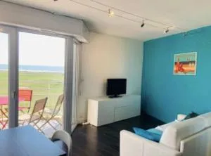 Studio vue mer avec piscine - Les Bains