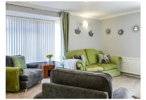 The Barbers - Leconfield