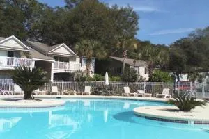 A13 Pool view, easy access MGR American Dream - Saint Simons Heights