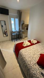 Sweet Home Marceau 6 studios hyper centre proche de la mer et du palais