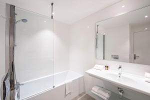 Hotels Hotel Abrial : photos des chambres