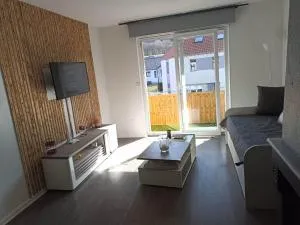 Appartement Gauche avec balcon - Chémery-les-Deux