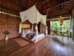 Villa Mahadevi 3 with Jungle Views near Ubud