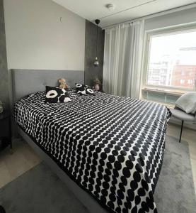 New condo with free parking 10 min from Helsinki Airport
