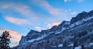 Maisons de vacances Maison familiale en montagne avec vue merveilleuse sur le massif de Belledonne : Maison 4 Chambres