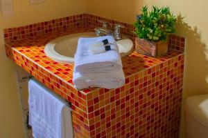 RESTAURANTE Y ALOJAMIENTO EL NUDO COCINA Y CAFE