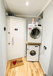 Matisse No14 - City Center Studio