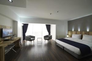 En Otel Karaca
