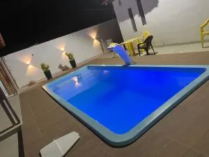 Casa com piscina para veraneio em Barra do Itariri - Bahia - Pastôra
