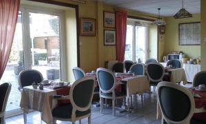 Hotels Hotel Val Saint Hilaire : photos des chambres