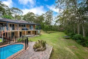 Island Retreat Pet Friendly Waterfront - West Cambewarra