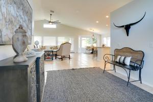 Pool, Fenced Yard El Mirage Sunshine House