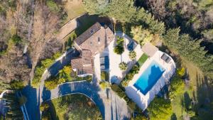 Villas 06Z - Exceptional setting, large terraces, 17x7 m swimming pool, 8,000 m garden : photos des chambres
