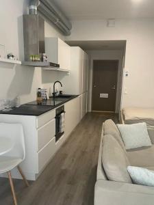 Yksiö loistavalla sijainnilla sekä yhteyksillä