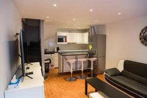 Maison de ville calme Rouen St.Paul 2ch proche CHU