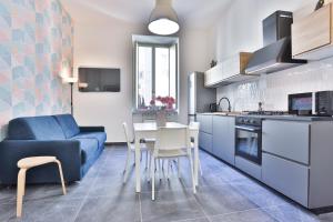 GuestHost - La finestra su Garibaldi