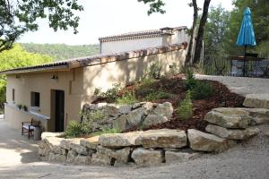 Maisons de vacances L'Embellie, maisonnette tout confort en pleine nature : Maison 1 Chambre