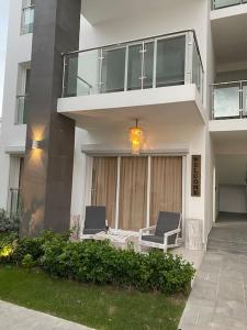 Estancia Nápoles, CANA BAY Hard Rock.