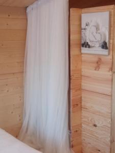 Campings Chambre elegante dans chalet SDB partagee a proximite : photos des chambres