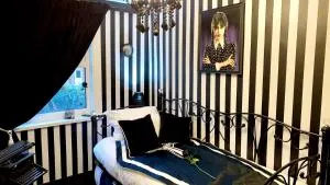 Wednesday's Family Rooms - Bishop Wilton