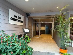 GOLDEN GUESTHOUSE by The Beach Cha Am