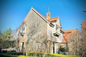 NEW! Blakeney. Harbour View - Langham