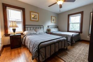 Craftsmen Charmer with Easy City & Airport Access