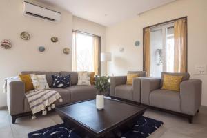 Eden Glade - Khopoli - Mountain-view villa with Private pool, Spacious decks & Indoor activities