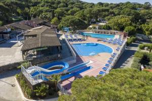 Campings Bungalow luxe 3 chambres surplombant le Golf de St Tropez : photos des chambres