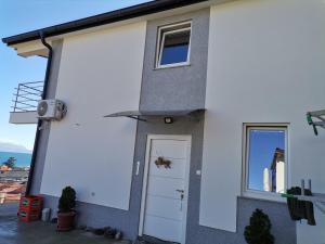 Apartments Stone