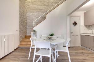 Rachel Apartment by Mamo Florence