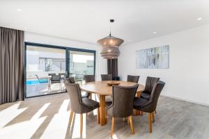 Villa Astera -heated pool, 4 bedrooms, and sea views