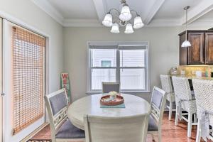Half-Mi to Inlet Beach: Home w Grill & Fire Pit