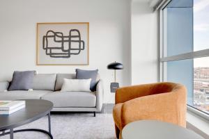 E Cambridge 1BR w Gym WD nr Lechmere Station BOS-608