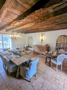 B&B / Chambres d'hotes Sous le Chateau : photos des chambres