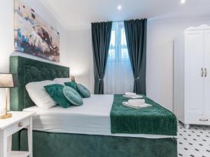 Apartment Art Split center